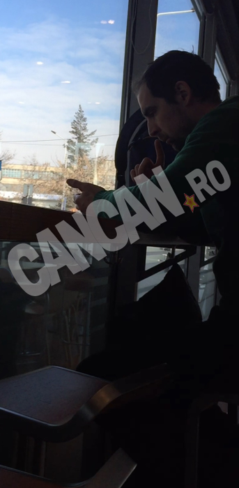 Şi-a pierdut hazul! Cum l-am filmat pe actorul care a apărut gol puşcă pe scenă la ”iUmor”