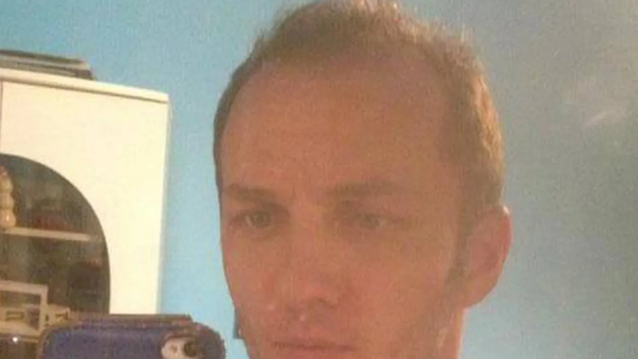 Mihai Traistariu, innebunit dupa noul sau LOOK: Ma iubesc din ce in ce mai mult. Cum s-a pozat artistul