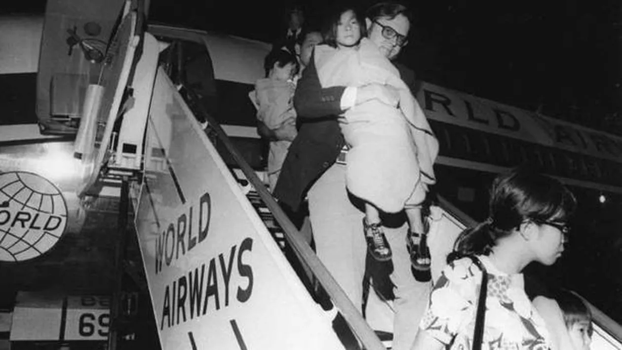 Șoc și groază! Cum a salvat o companie aeriană peste 3.000 de bebeluși și copii: ”Și acum au ochii în lacrimi!”