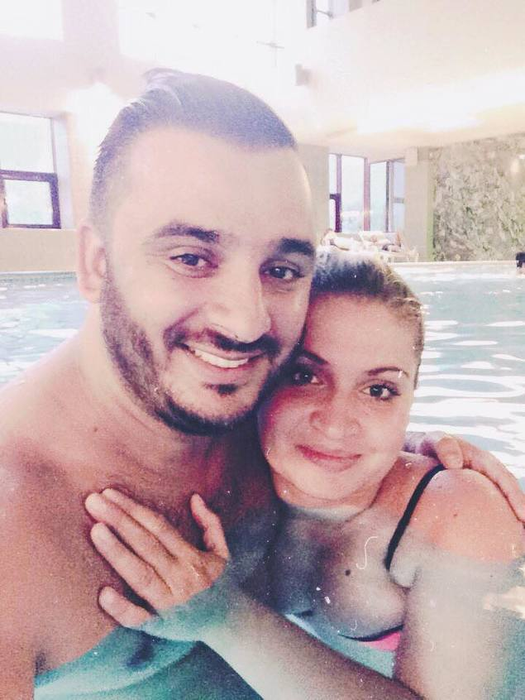 Aşa arăta soţia manelistului înainte