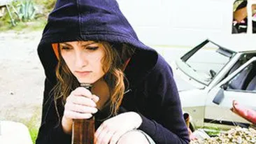 Proasta educatie creste riscul alcoolismului in randul adolescentilor