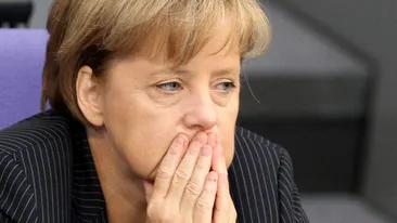 Fotografia care a nascut milioane de controverse! Angela Merkel apare intr-o imagine complet dezbracata alaturi de doua prietene?