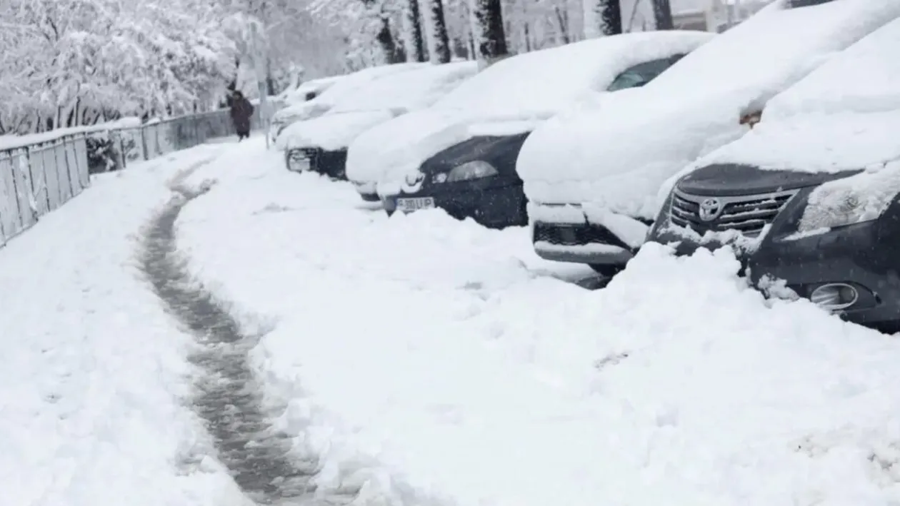 ANM anunță un nou val de ninsori de vineri. Temperaturile vor fi negative