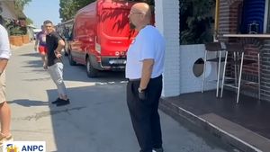 Ce a găsit Piedone la un hotel din Costinești. Șeful ANPC s-a enervat la culme: „Ca după război”