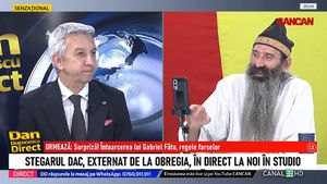 Cum l-a dezamăgit Nicușor Dan pe Stegarul Dac + Motivul pentru care urcă mereu pe macara