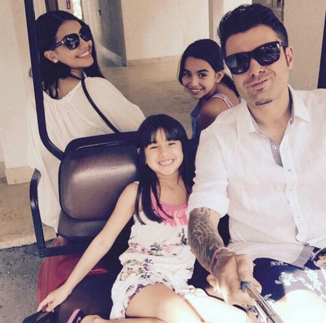 Adrian Mutu petrece în Republica Dominicană. S-a întâlnit cu Adriana şi Maya, fetele pe care le are din relaţia cu Consuelo
