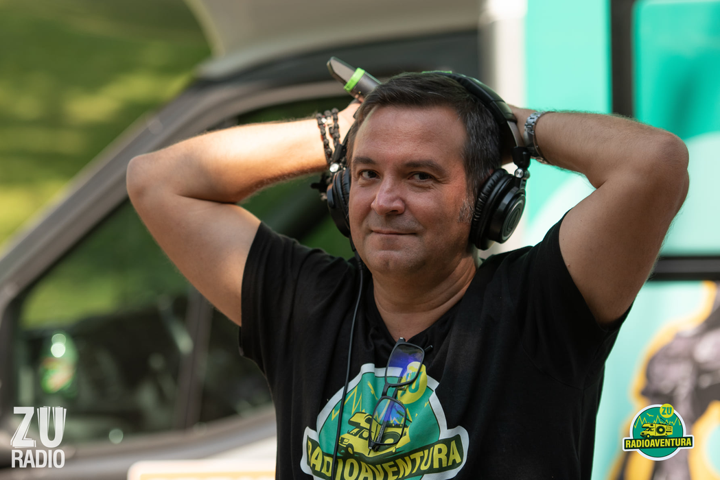 RADIOAVENTURA. Turul României cu Autorulota ZU a ajuns în Bănie. Matinalii Morning ZU s-au distrat și, mai ales, i-au distrat pe craioveni
