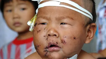 Numai mamă nu poate fi numită! O femeie si-a pedepsit bebelusul in mod BARBAR pentru că acesta muscat-o de sân când il alăpta