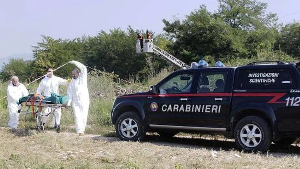Descoperire şocantă în Italia! Un cadavru fără cap şi braţe, găsit într-o pădure. Ar fi al unui român