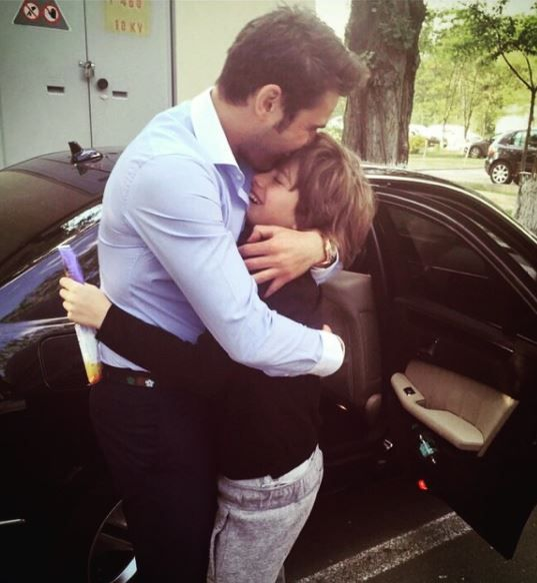 Mario Mutu, imagini din intimitate! Tânărul s-a filmat alături de o brunetă focoasă și a făcut totul public
