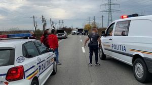 Accident în lanţ! Trei persoane printre care şi un minor, rănite