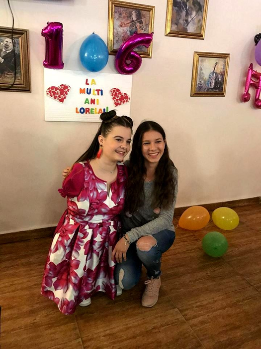 Lorelai Moșneguțu, fata fără mâini care a câștigat ”Românii au talent”