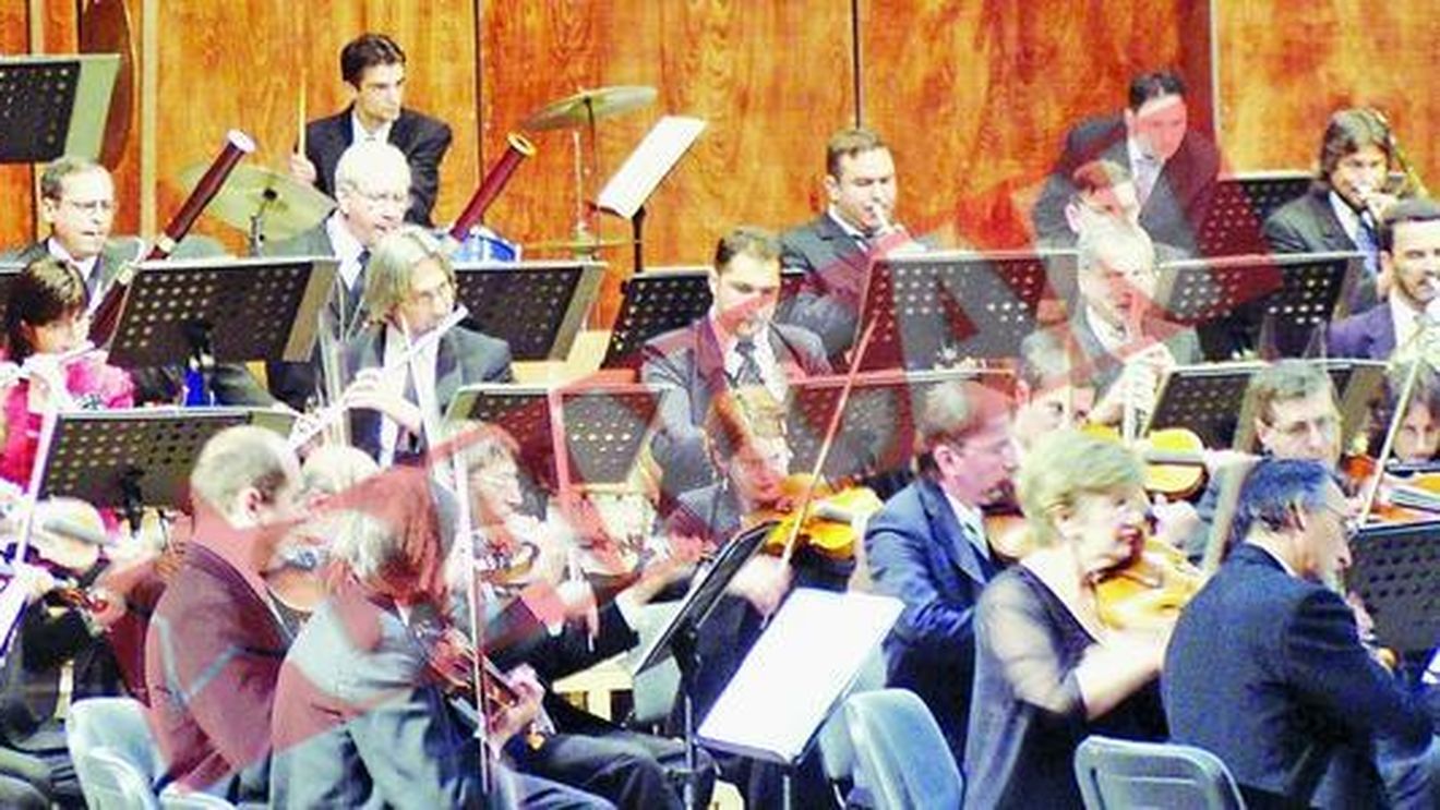 Dezmat cu "violonista sexy" la discoteca