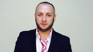 Bomba inceputului de an! E oficial, Leo de la Strehaia s-a insurat! S-a casatorit in secret cu...