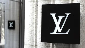 Misterul care a cucerit lumea modei: Celebra monogramă Louis Vuitton a împlinit 130 de ani