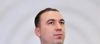 Ajutorul statului, înghițit la POMPĂ! Bogdan Ivan cere controale după ce prețul motorinei a luat-o din nou razna