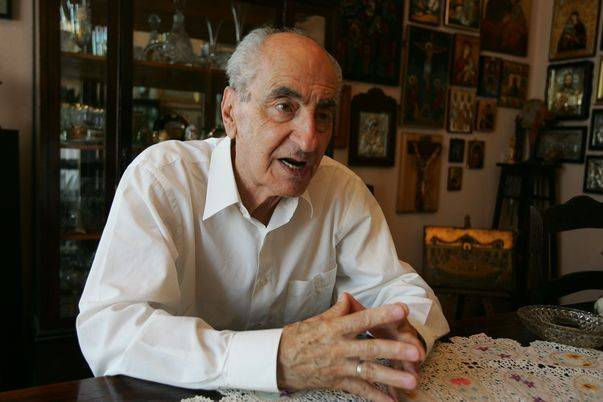 A murit MIRCEA IONESCU QUINTUS, preşedintele de onoare al PNL!