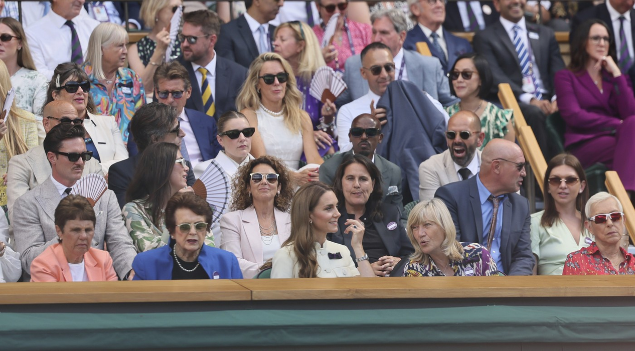 Kate Middleton și Simona Halep au urmărit finala Wimbledon din loja regală/ sursă foto: Profimedia