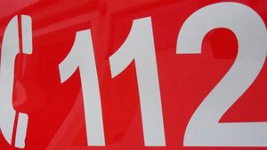 Un tânăr din Galați a sunat la 112 chiar de ziua lui pentru a reclama că e înjurat! A uitat, însă, că era dat în urmărire de un an și...