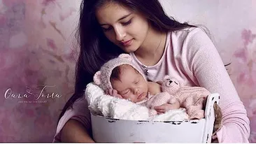 Fetele lui Vârciu, în cea mai emoţionantă fotografie făcută vreodată în familie! ”Surorile sunt flori diferite din aceeaşi grădină”