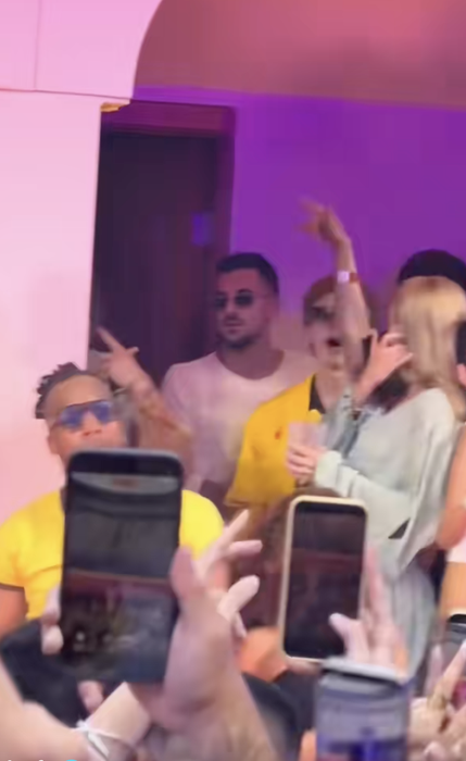 Cine e Ester Exposito, iubita starului Kylian Mbappe? Apariție controversată alături de un celebru cântăreț