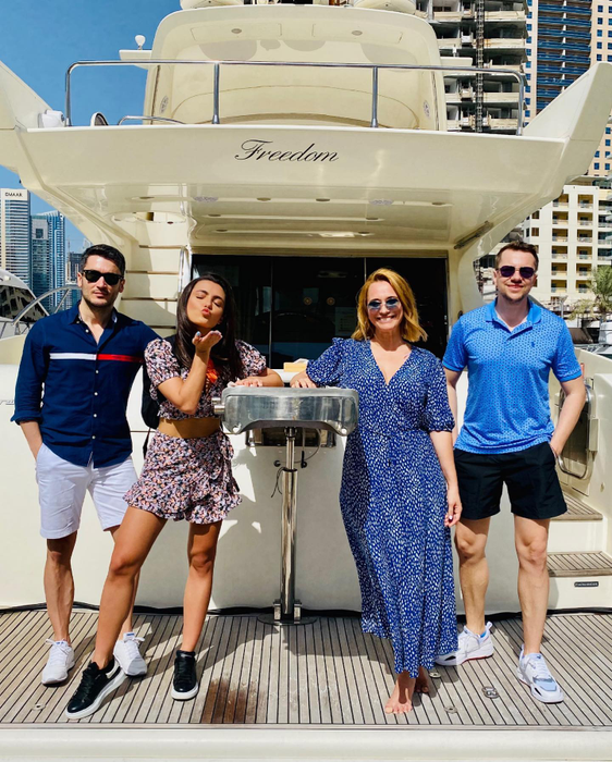 Andreea Esca și fiica sa, amintiri memorabile în Dubai: “Vacanța a inclus experiențe inedite”. Detaliul observat de fani în toate pozele prezentatoarei de la Pro TV