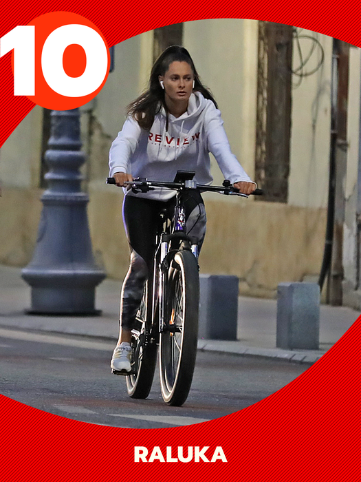 Ele sunt sexy-biciclistele showbizului! TOP 25 cu nume grele! Andreea Berecleanu, Iulia Vântur și Anca Țurcașiu au luat startul!