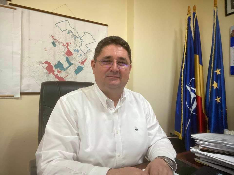 54 de cazuri de COVID-19 în azilul din Răcari. Primarul a anunțat că este posibilă carantinarea unor localități