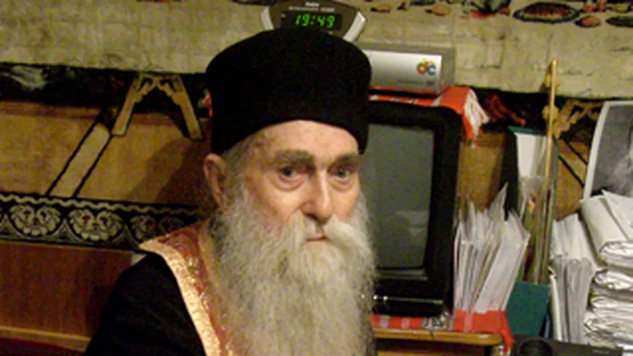 A decedat duhovnicul Arsenie Papacioc