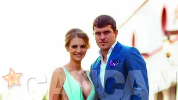 A dat jos 40 de kilograme şi continuă să se transforme. Adina, soţia fotbalistului Alex Bourceanu: “Mai am de făcut 2 intervenţii