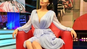 Andreea Mantea şi-a pus gene incredibil de lungi, iar fanii au început să o certe. ”Seamănă mai mult cu...”