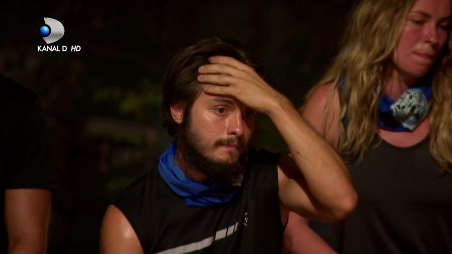 Maria Chițu și Albert Oprea, filmați în ipostaze tandre la Survivor România: “Iubi, vino aici”. Gestul intim făcut de Războinic în miez de noapte