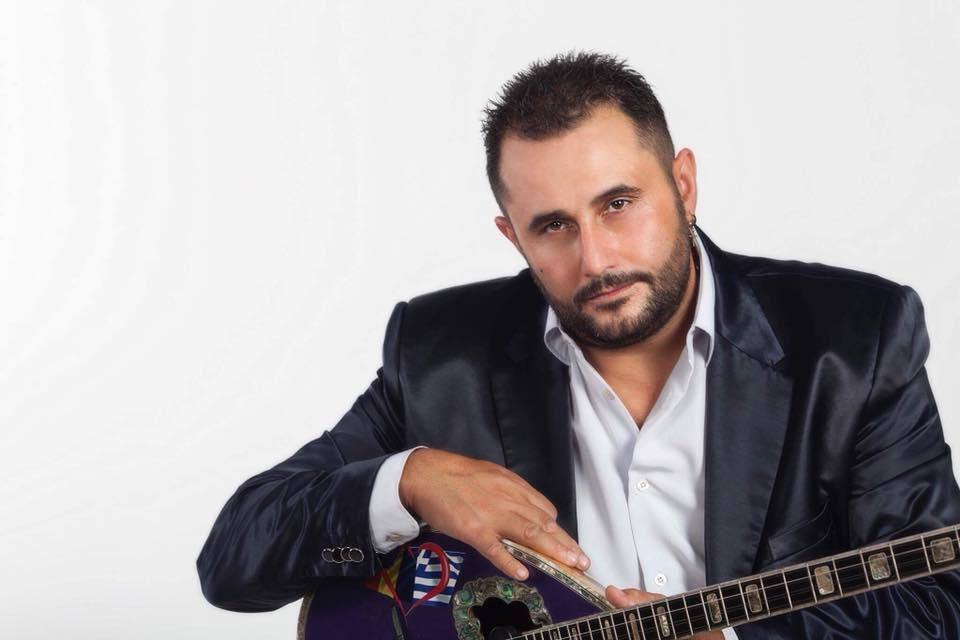Nikos, un artist apreciat în România