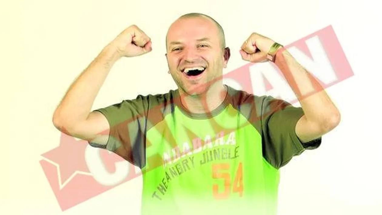 Aspirantele la titlul de asistenta a lui Capatos au blocat liftul