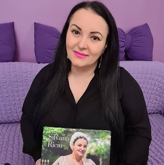 Silviana Rîciu, sărbătorită de colegii de breaslă: ”La mulți ani, prietenă dragă!”