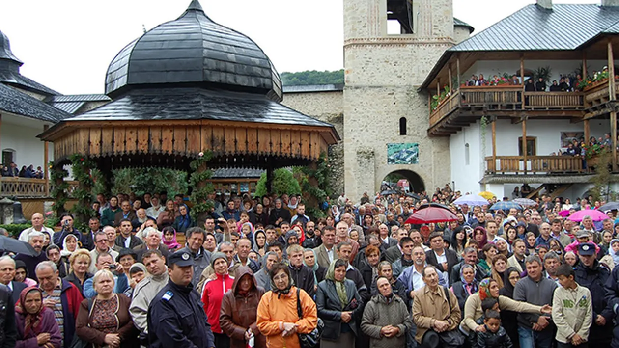 CALENDAR CRESTIN ORTODOX 1 FEBRUARIE: Sfantul Mucenic Trifon