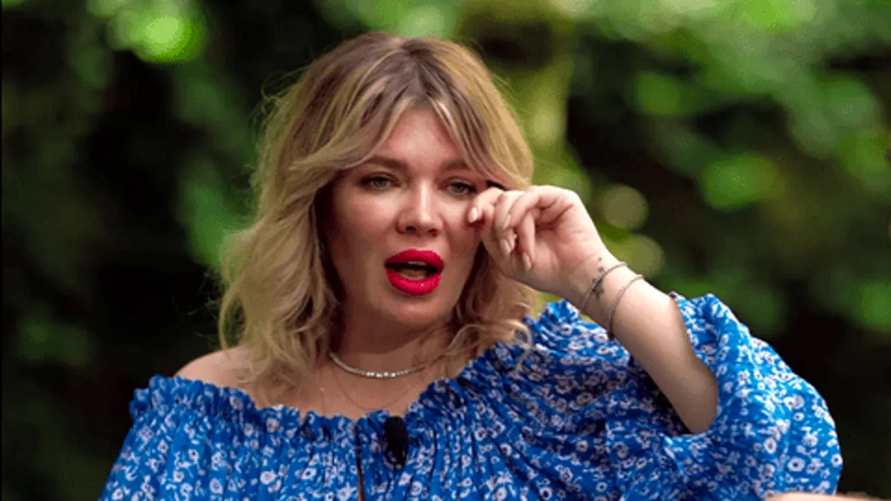 Hemoragii și clipe terifiante pentru Gina Pistol, de la Chefi la Cuțite. Blonda i-a ascuns totul mamei sale, dar a fost dată în vileag