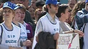 Proteste ale profesorilor in marile orase ale tarii! Sute de dascali au iesit in strada!