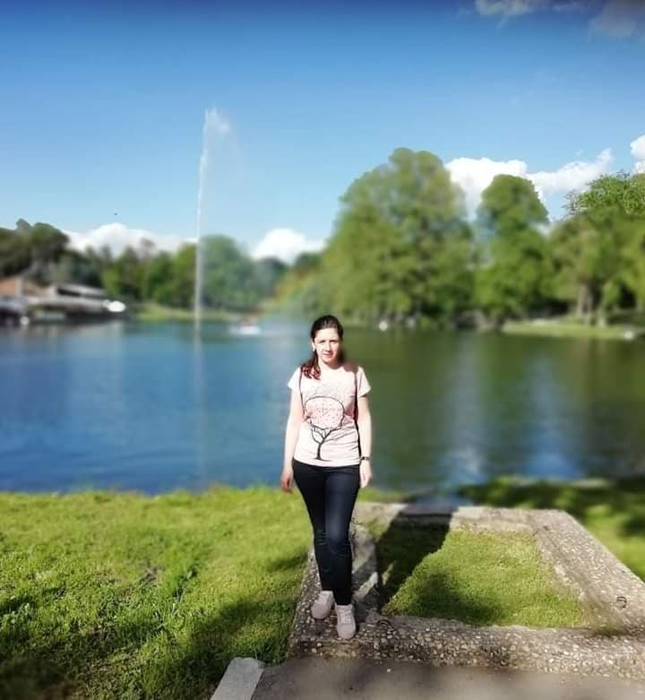 Tânăra dispărută duminică din Slatina este căutată în râul Olt
