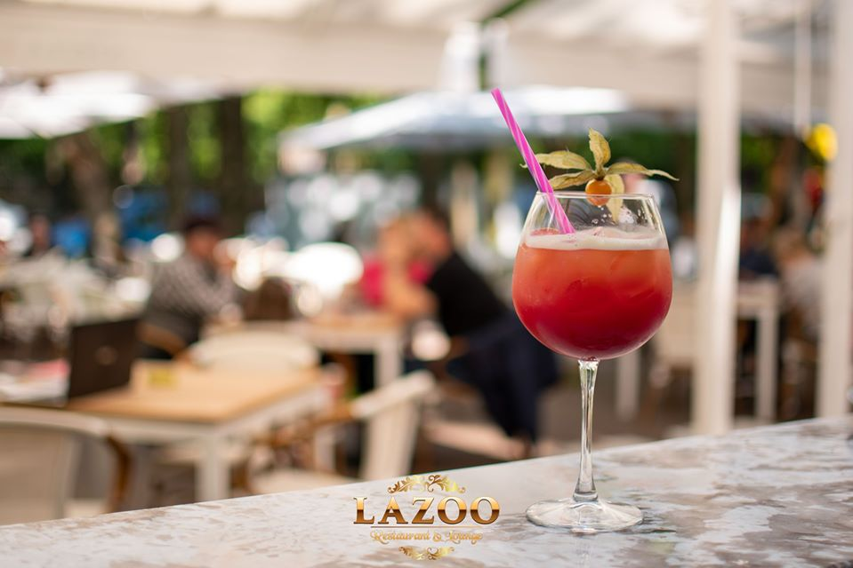 Sezonul începe în forță la LAZOO Restaurant & Lounge. Eduard Nicolae și Steaua di Vreari promit un show unic, în weekend!