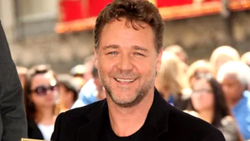 Russel Crowe a primit o stea pe Hollywood Walk of Fame!