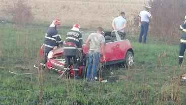 Accident grav pe A1! O femeie a rămas încarcerată