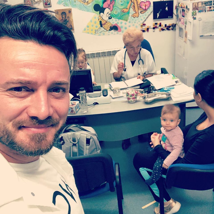 Gabriela Cristea, în cabinetul medicului cu fiicele sale. Ce vești a primit vedeta