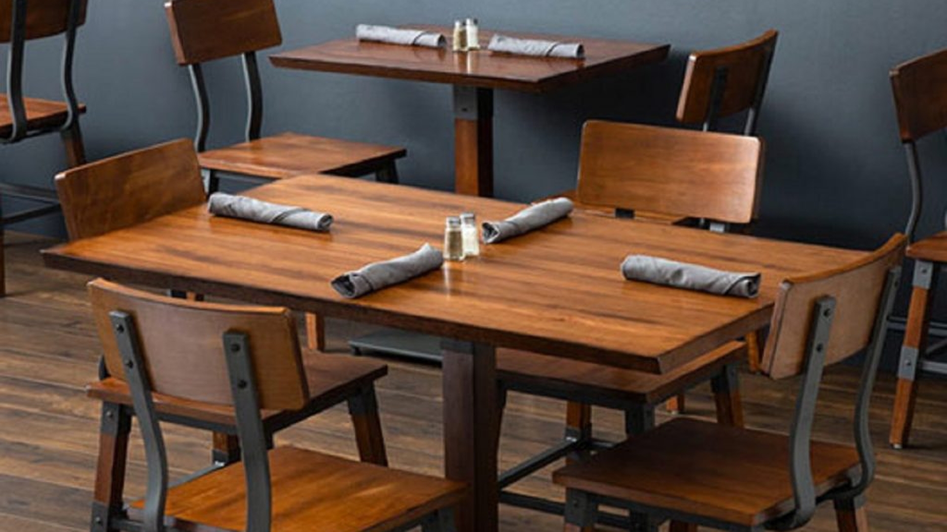 Doliu în Botoșani. A murit patronul unuia dintre cele mai vechi și cunoscute restaurante