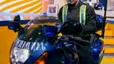 VIDEO Dani Otil, jandarm pe motocicleta!