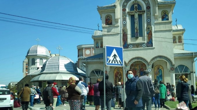 Caz halucinant petrecut la Constanţa! Un preot a ignorat toate regulile şi a ţinut slujbă. Ce a păţit apoi