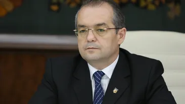 Asa nu l-ai vazut niciodata! Uite ce isi cumpara Boc de la mall