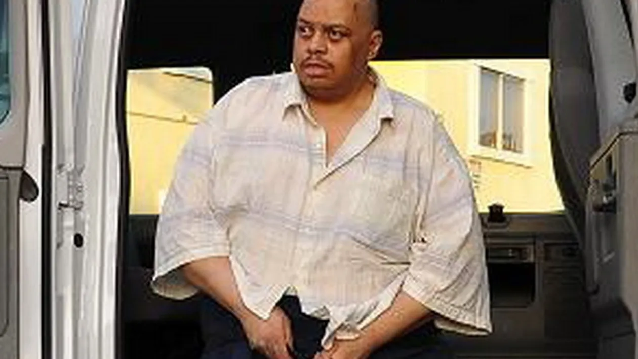 Pentru el marimea chiar conteaza. Pana si medicii au fost socati cand si-a dat jos pantalonii in fata lor