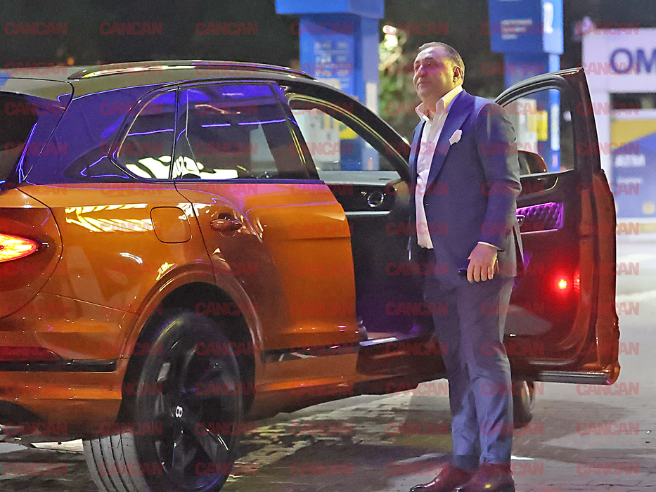 Vali Vijelie o așteaptă pe brunetă la Bentley