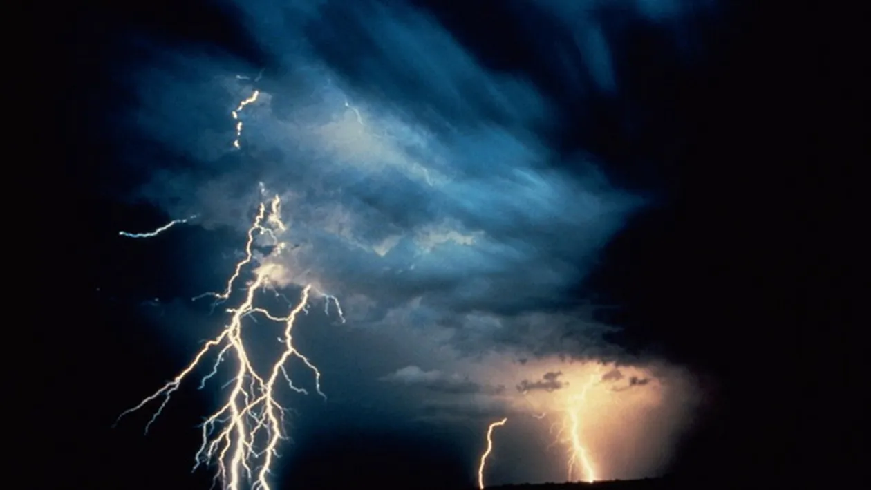 S-a intamplat in Bistrita Nasaud. Copil de 15 ani, traznit pe camp !